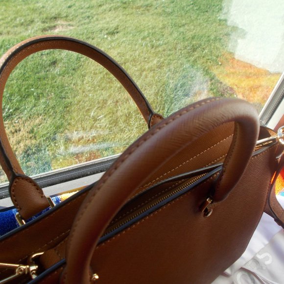 Michael Kors - Picture 3 of 7